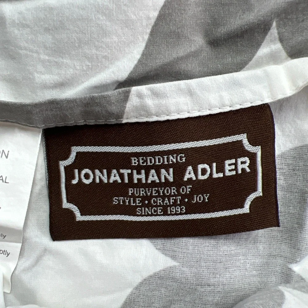 Set Of 2 Jonathan Adler Pillow Shams Gray White Geometric Print (king & Euro)